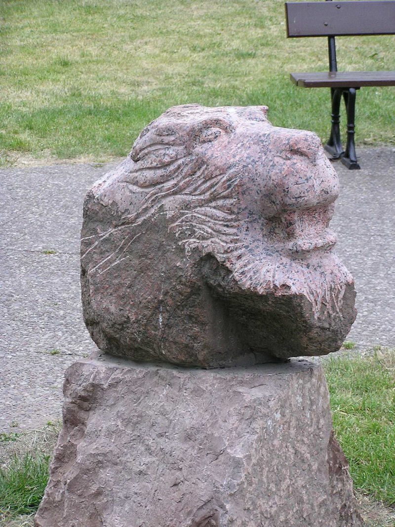 Sculpture by Bente Kluge